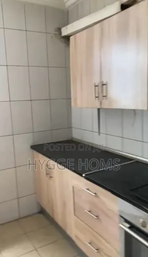 4bdrm Apartment in 1004 Estate Victoria for rent