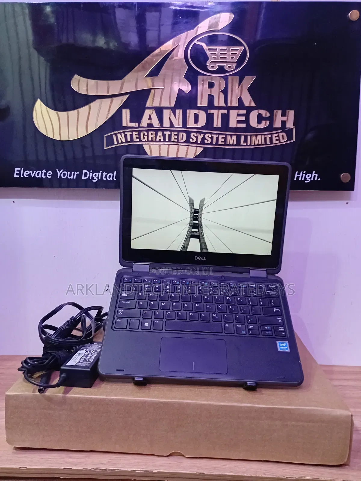 Laptop Dell Latitude 12 E5270 8GB Intel Pentium SSD 128GB