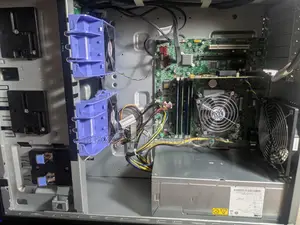 Server Lenovo 16GB Intel Xeon HDD+SSD 1T