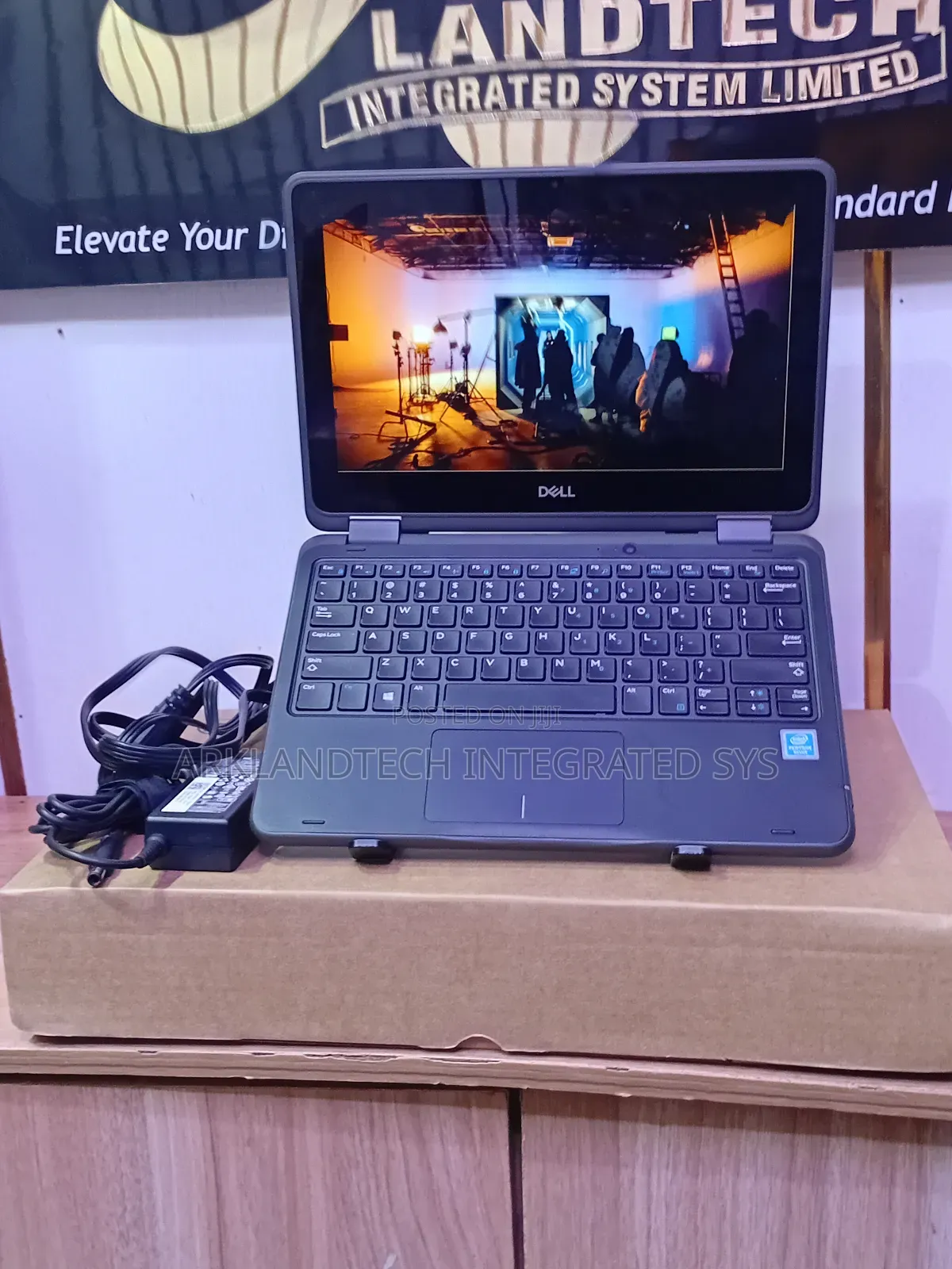 Laptop Dell Latitude 12 E7270 8GB Intel Pentium SSD 256GB