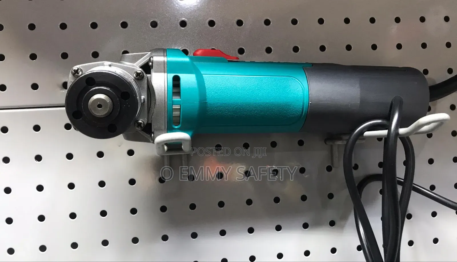 Total Angle Grinder 41⁄2