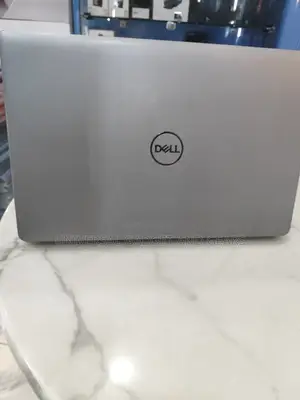 Laptop Dell Latitude 5550 16GB Intel Core Ultra 5 SSD 512GB
