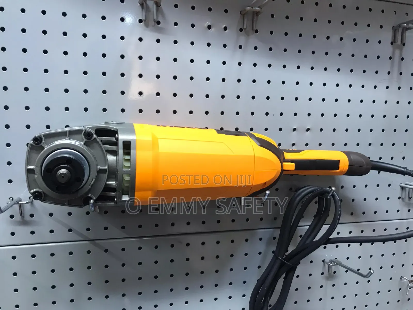Ingco Angle Grinder 9inches