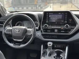 Toyota Highlander Limited 4x4 V6 (3.5L 6cyl 8A) 2018 Blue