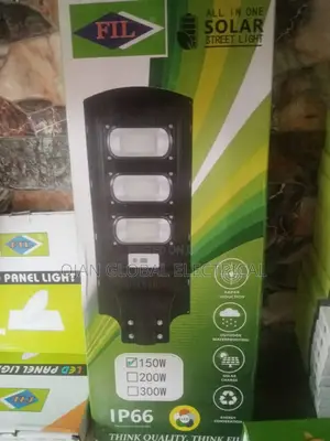 Threes Solar Street Light, Fil