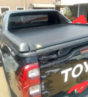 Hilux Booth Cover