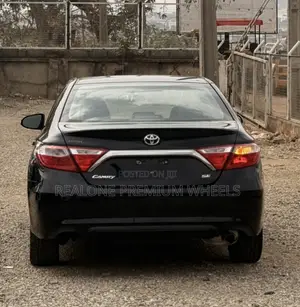 Toyota Camry SE 4dr Sedan (2.5L 4cyl 6A) 2016 Black