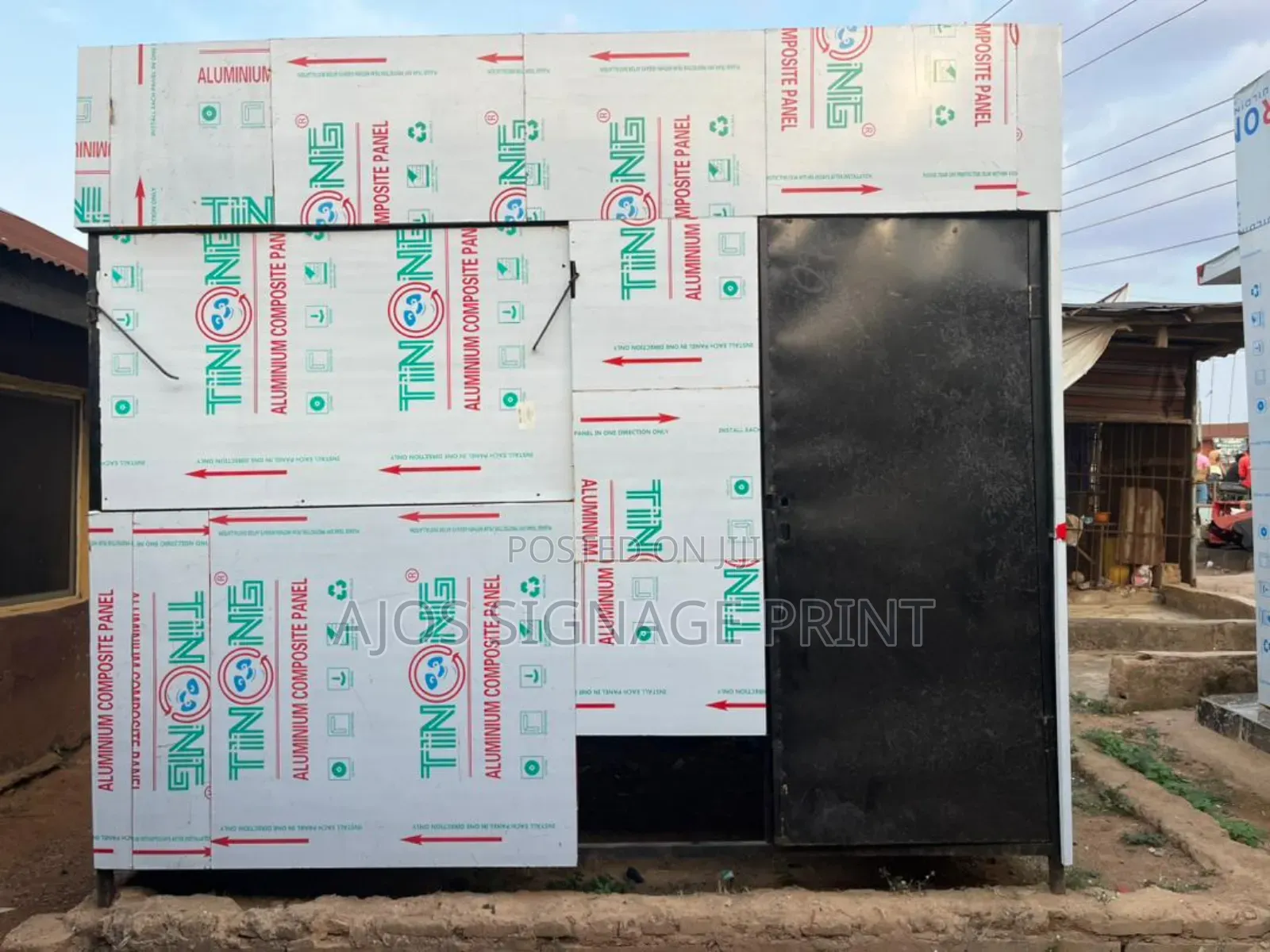 Container With Cladding for Sale