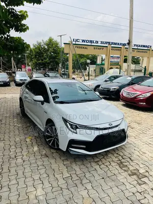 Toyota Corolla 2021 White