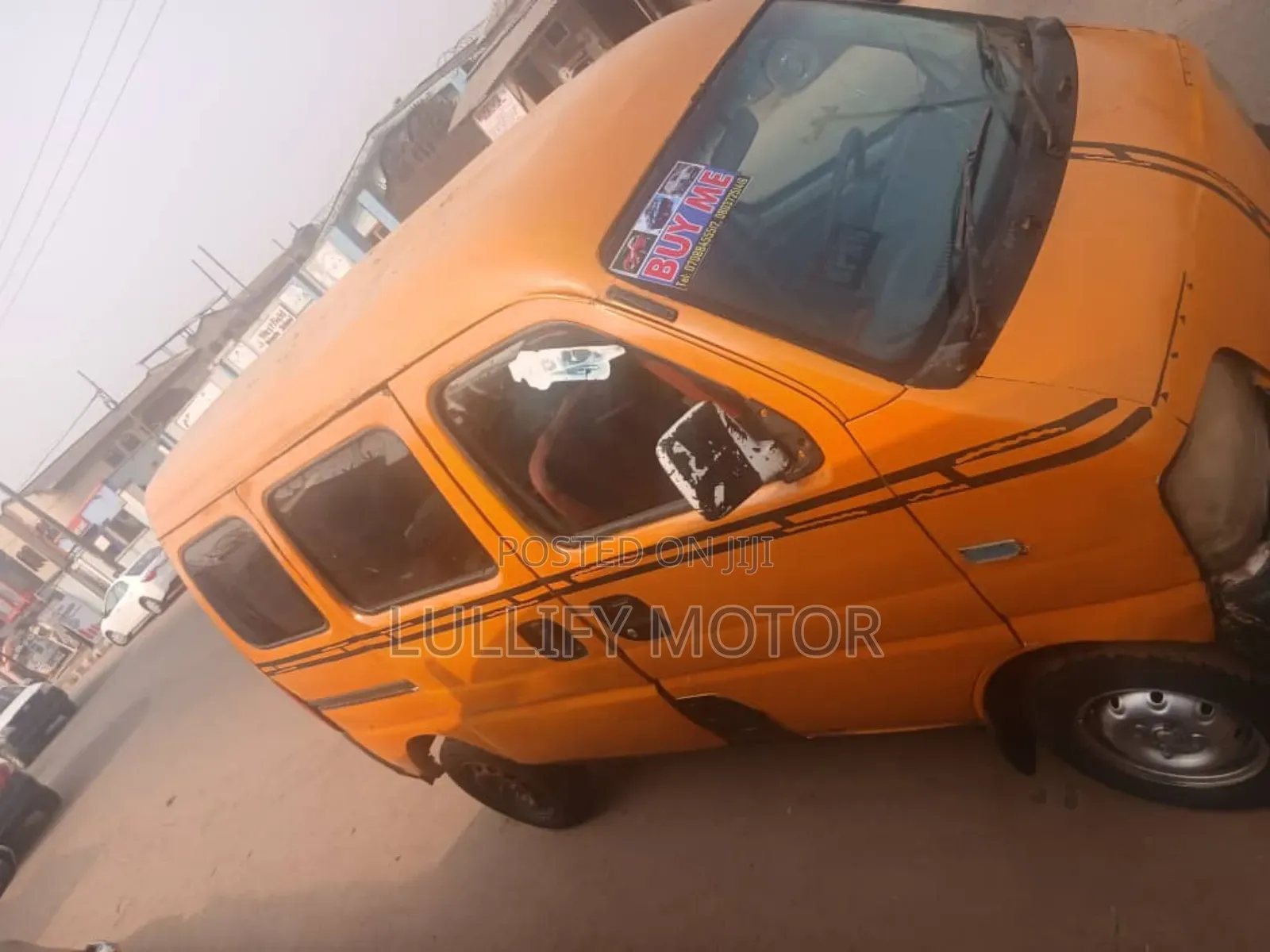 Suzuki APV Minibus 2000 Yellow