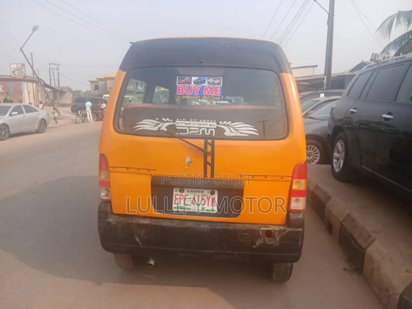 Suzuki APV Minibus 2000 Yellow