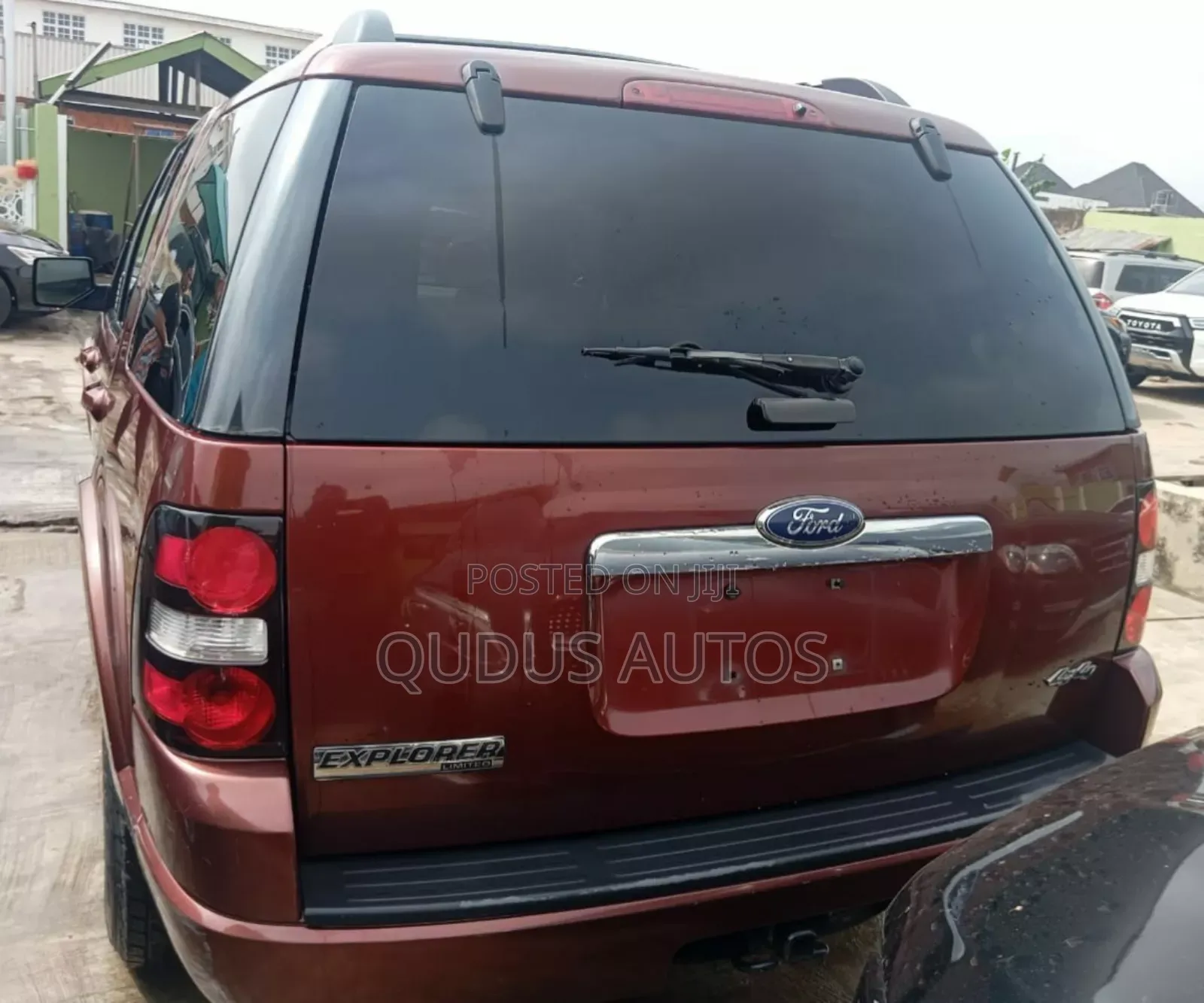 Ford Explorer 2010 Red