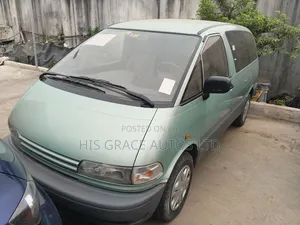 Toyota Previa 2006 Green