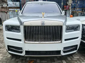 Rolls-Royce Cullinan Base 2020 White