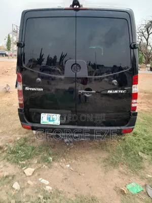 Mercedes-Benz Sprinter 2011 Black