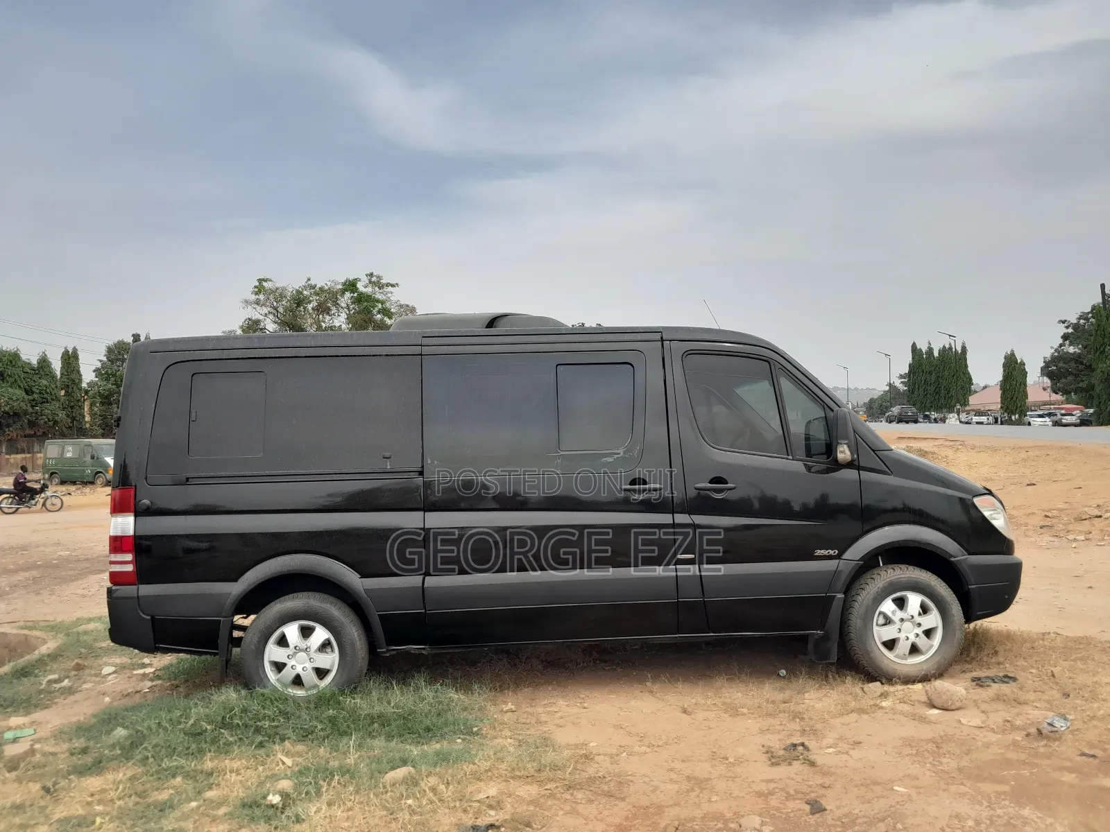 Mercedes-Benz Sprinter 2011 Black
