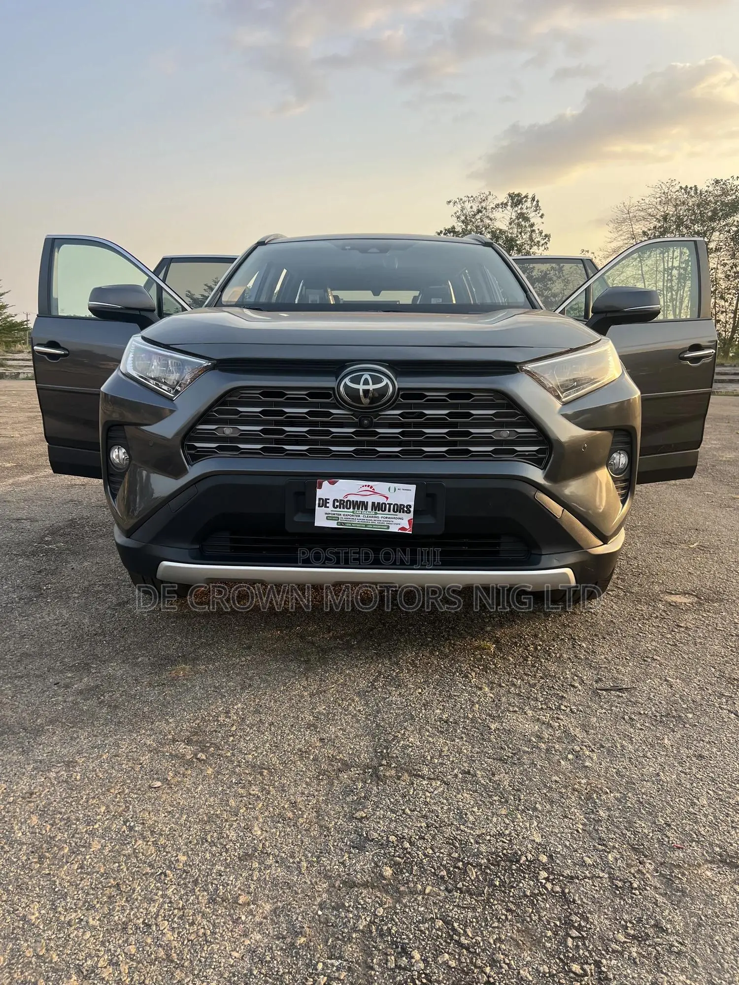 Toyota RAV4 2019 Gray