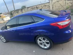 Ford Focus 2014 Blue