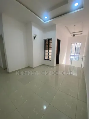4bdrm Duplex in Lekki for rent