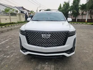 Cadillac Escalade 2024 White