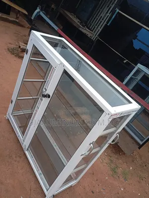 Big 4step Aluminium Show Glass (New) Size 4 Ft by 4