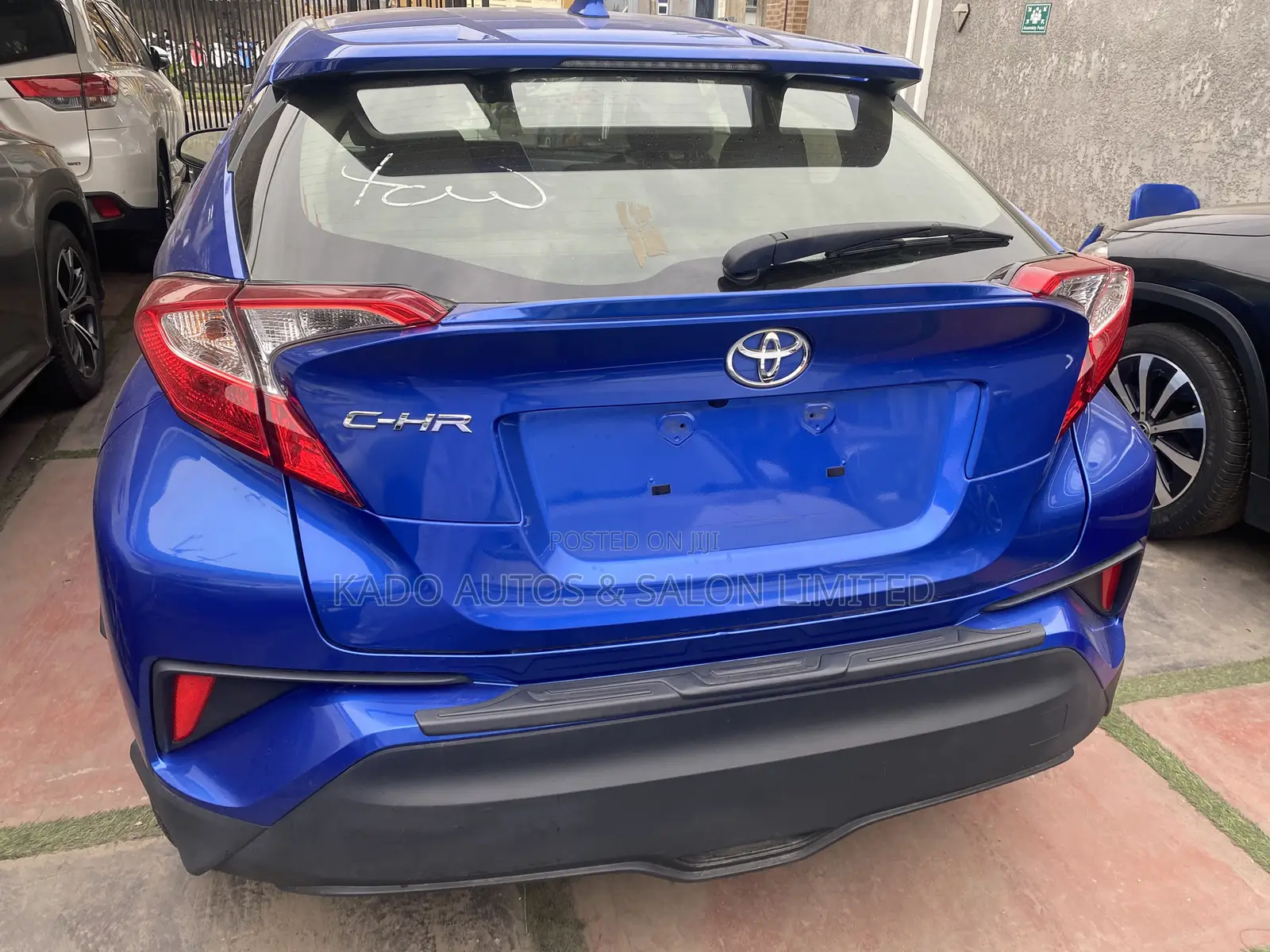 Toyota C-HR 2019 Blue