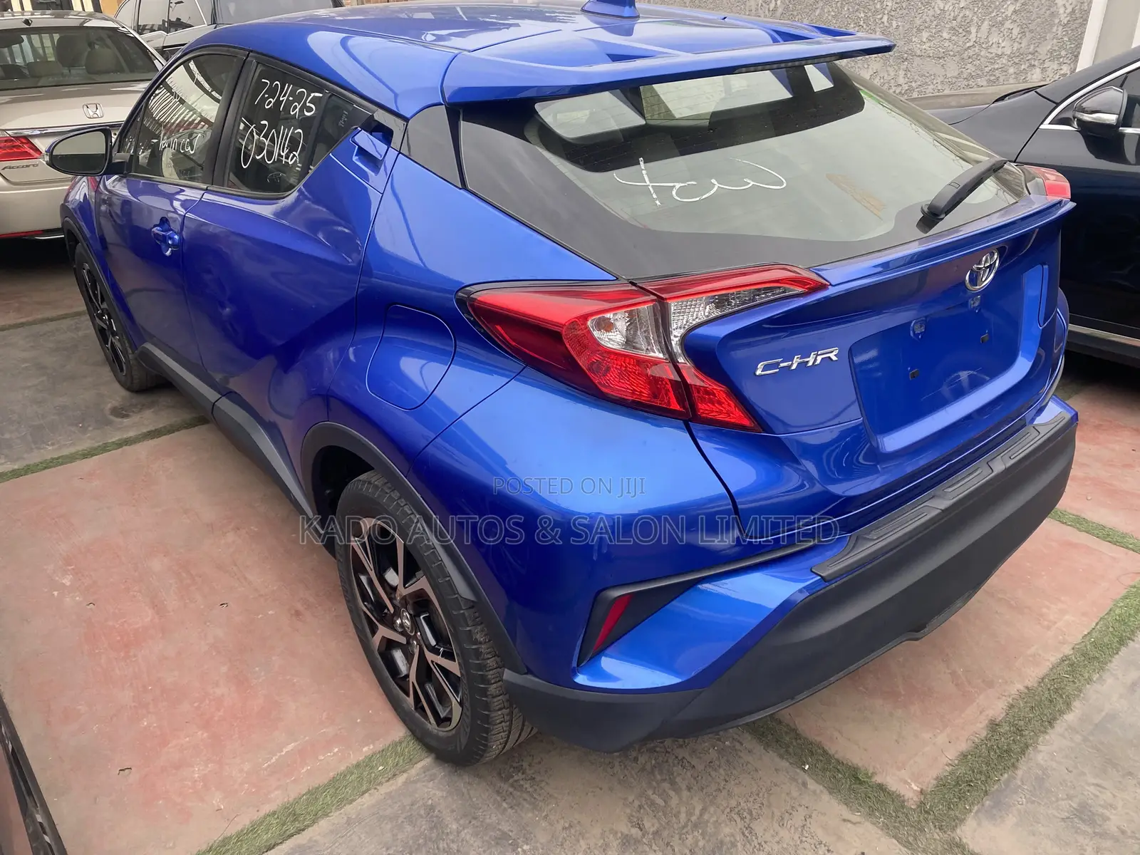 Toyota C-HR 2019 Blue