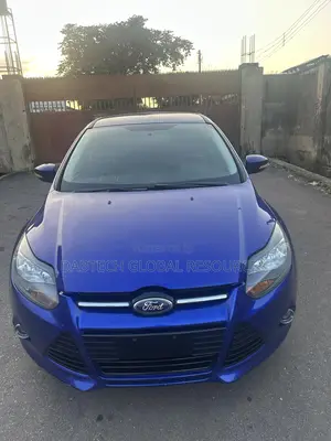 Ford Focus 2014 Blue