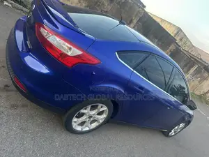 Ford Focus 2014 Blue