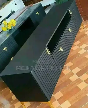 6 Feet Panel Design Tv Stand