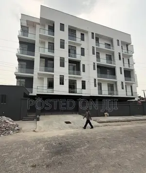 3bdrm Apartment in Admiralty, Lekki Phase 1 for rent