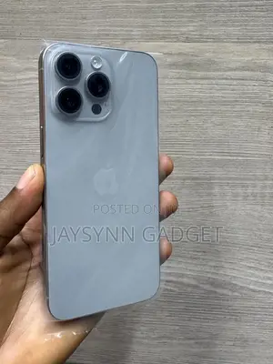 Apple iPhone 15 Pro Max 512 GB Silver
