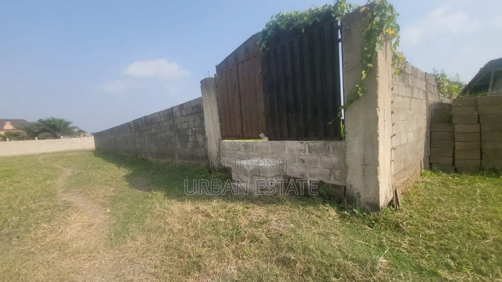 2 Plot of Land Plus for Sale 1400sqm