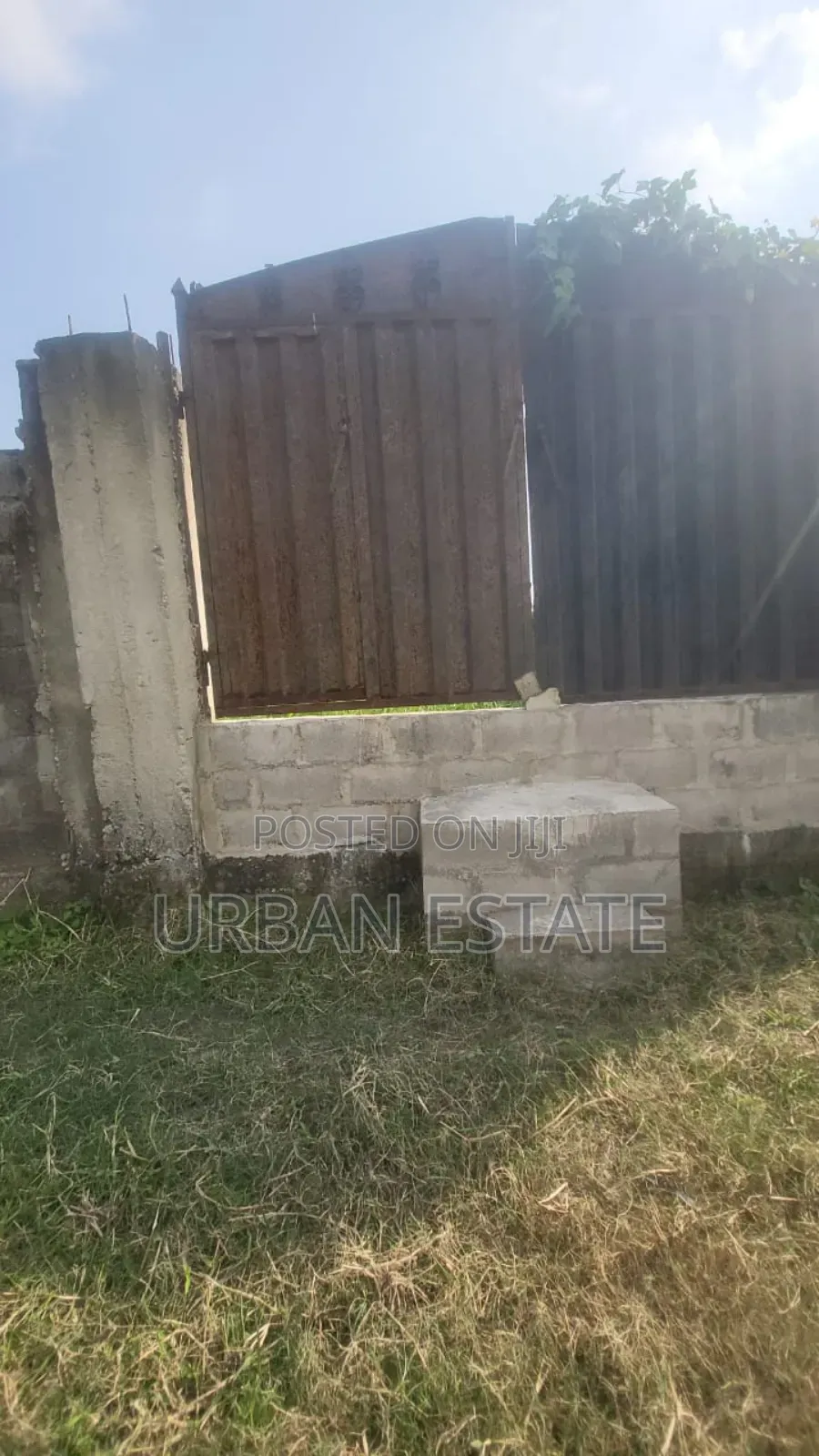 2 Plot of Land Plus for Sale 1400sqm
