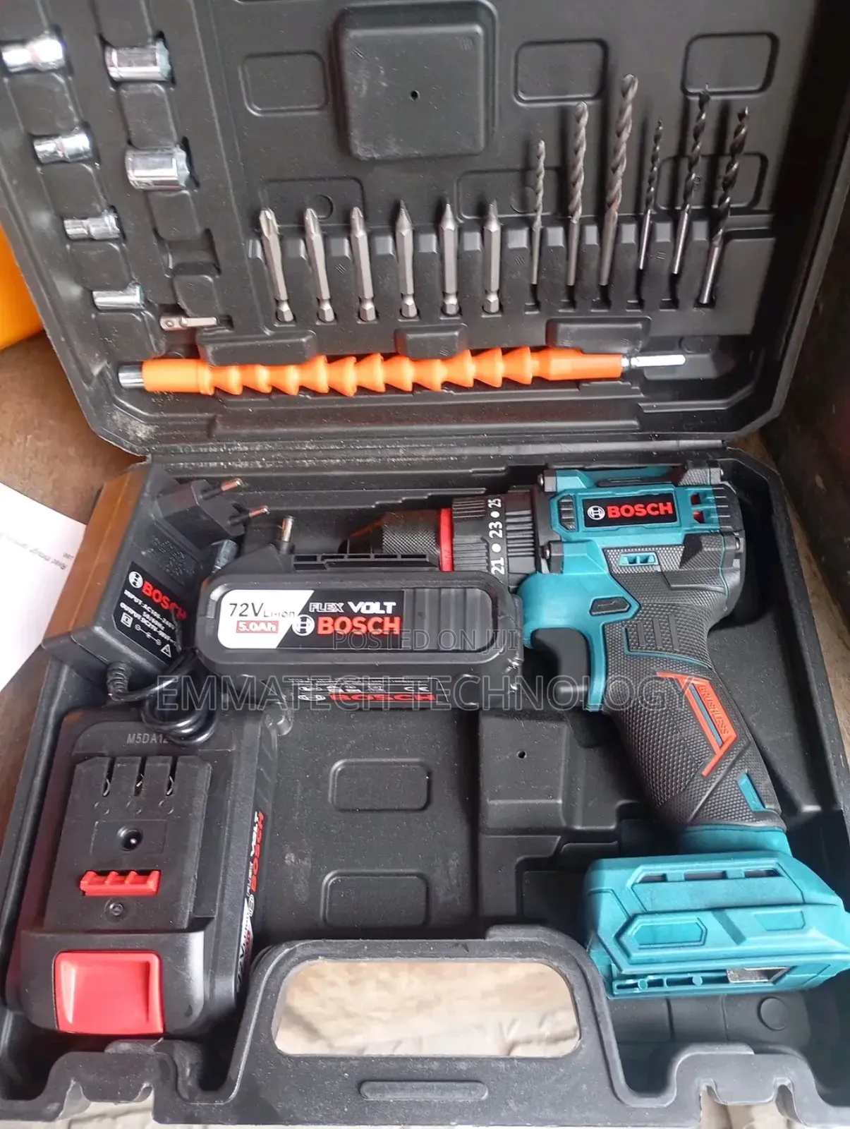Bosch Battery Drilling Machine