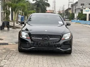 Mercedes-Benz C300 Sport 4dr AWD 4Matic Sedan (2.0L 4cyl 7A) 2015 Black