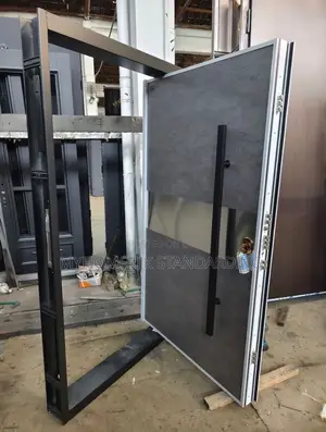 Pivot Security Door (Entrance)