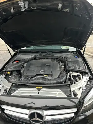 Mercedes-Benz C300 2020 Black