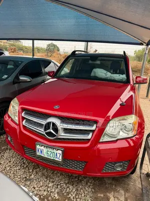Mercedes-Benz GLK-Class 350 4MATIC 2010 Red