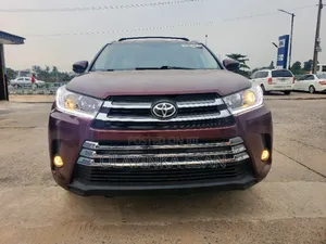 Toyota Highlander XLE 4dr SUV AWD (3.5L 6cyl 6A) 2015 Burgundy