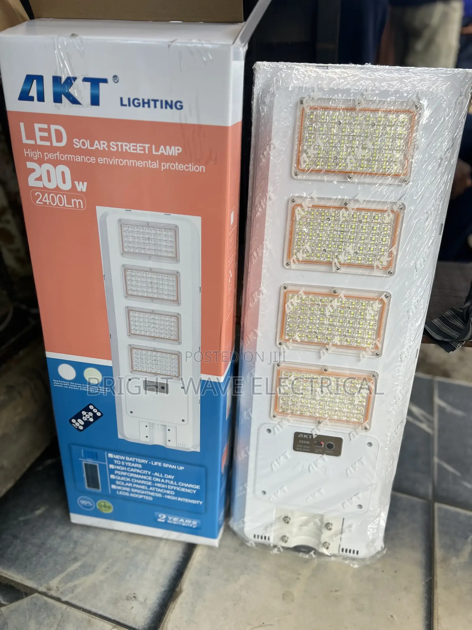 Akt 200wt Solar Light