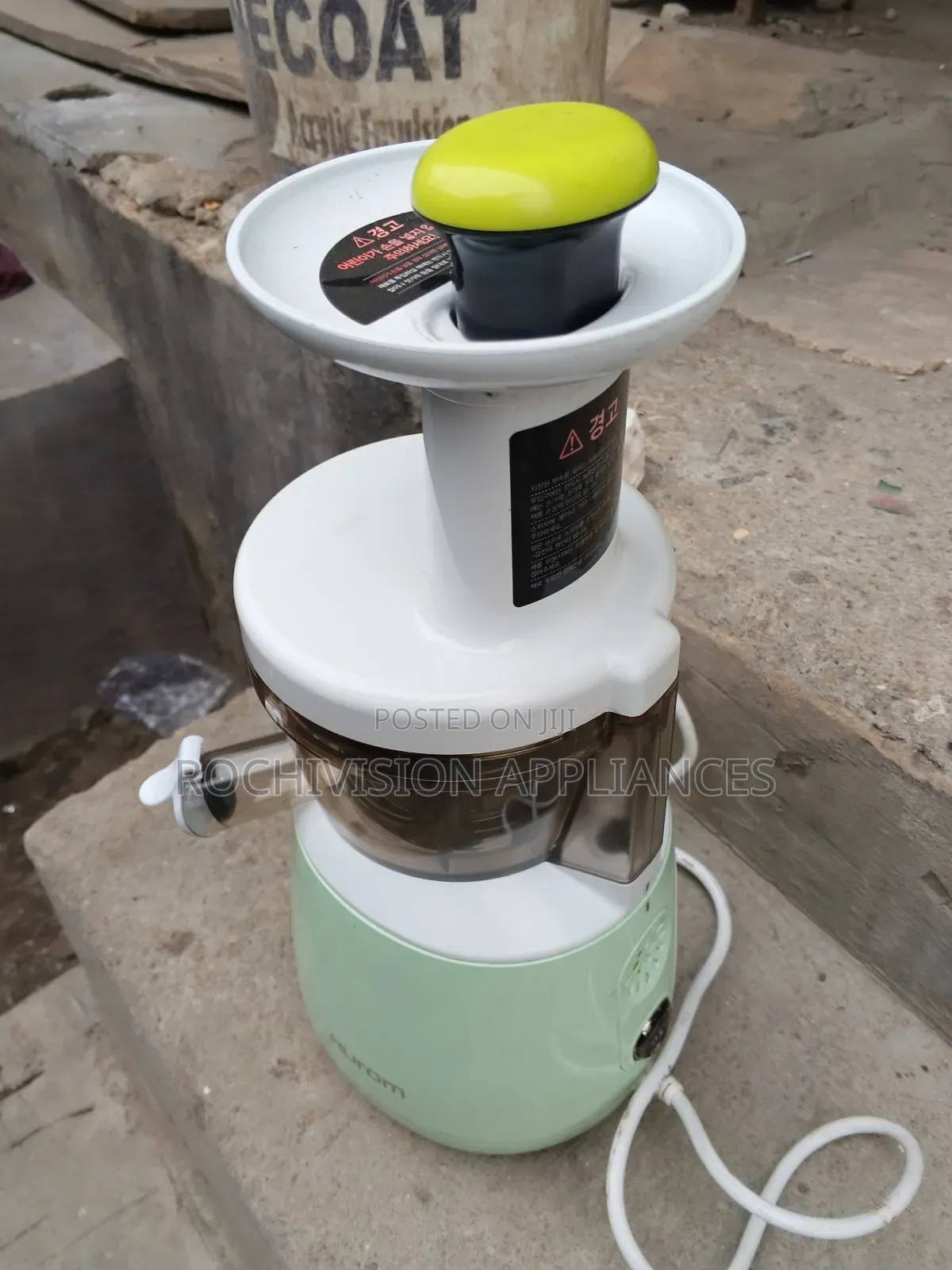 Hurom Slow Juicer Powerful Masticating Machine Slow Juicer