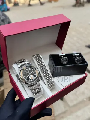 Patek Philippe Gentleman's Set, Watch, Bracelet and Cufflinks.