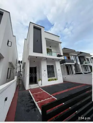 5bdrm Duplex in Lekki Palm, Ado / Ajah for sale