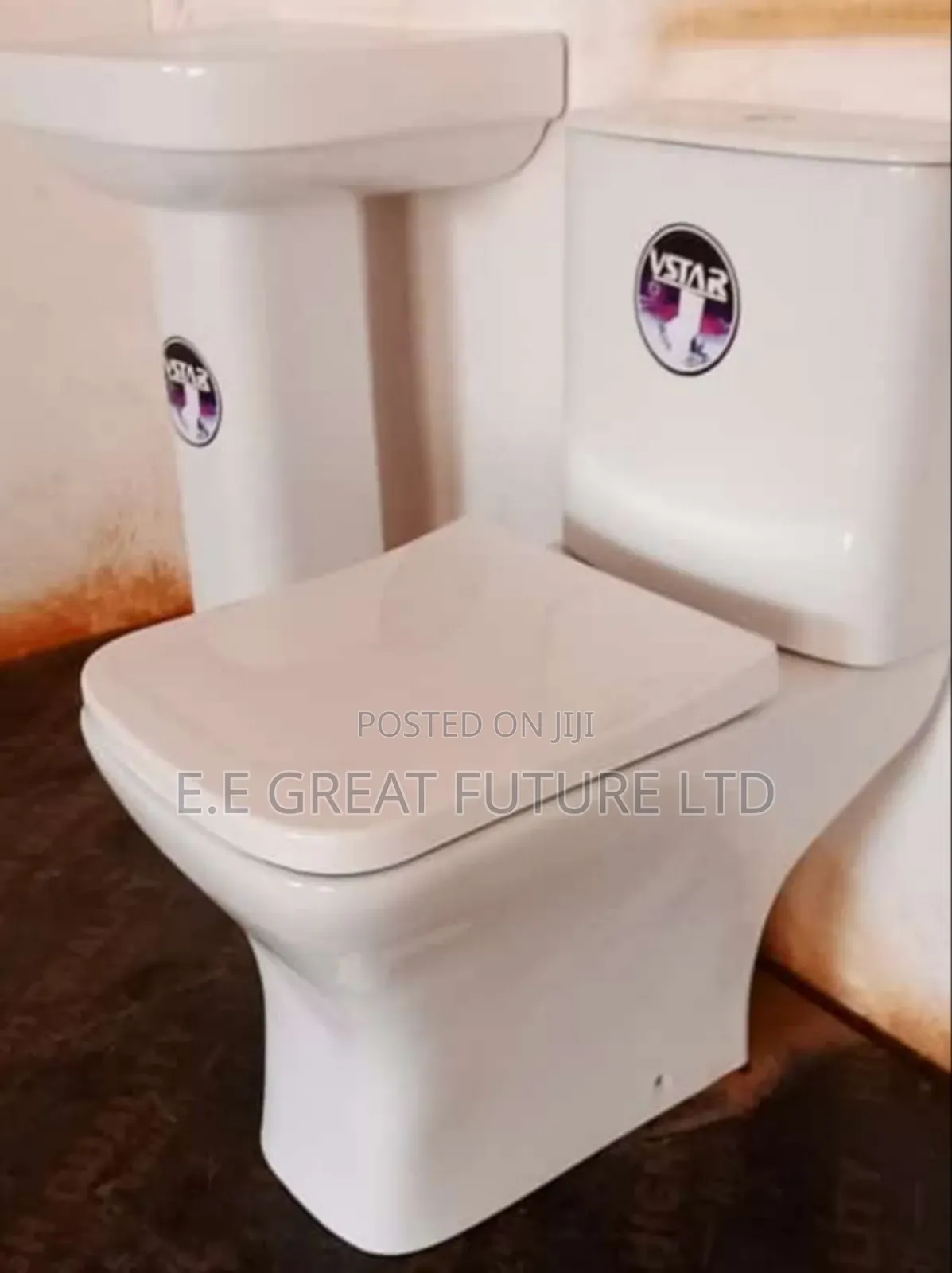 Vstar Water Closet