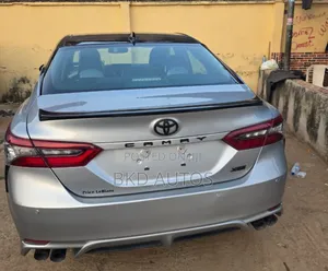 Toyota Camry XSE AWD 2024 Silver