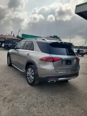 Mercedes-Benz GLE-Class GLE 350 4MATIC 2020 Gold