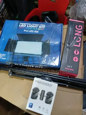 Complete Content Creation Vlog Kit Tripod Selfie-Stick , Mic Led Light