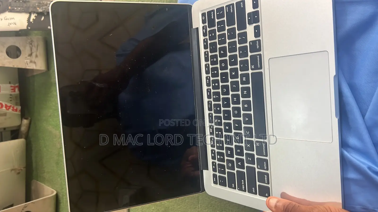 Laptop Apple MacBook Pro 2015 8GB Intel Core i5 SSD 256GB