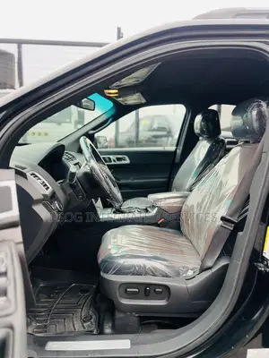 Ford Explorer Limited 4dr 4x4 (3.5L 6cyl 6A) 2012 Black